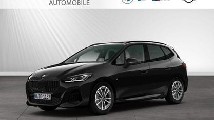Gebraucht BMW 223 Active Tourer Efficient Dynamics 218 PS (160 kW) 2025 Saphirschwarz metallic Van / Kleinbus