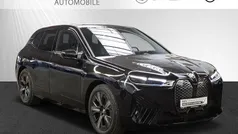 Saphirschwarz Gebraucht 2022 BMW iX Sport Line SUV | 66.800 € (Fairer Preis)
