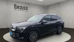 Gebraucht 2024 VW Tiguan Elegance SUV | 35.800 € (Fairer Preis)