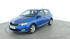 Blau Gebraucht 2016 Skoda Fabia Ambition Kleinwagen | 9.690 € (Guter Preis)