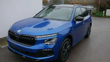 Raceblau metallic Neu 2025 Skoda Kamiq Monte Carlo SUV | 29.890 € (Fairer Preis)