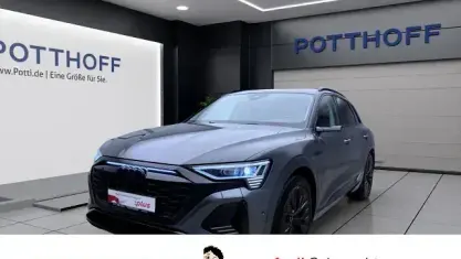 Gebraucht Audi Q8 e-tron S-Line 250 kW (340 PS) 2023 Daytonagrau perleffekt SUV