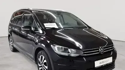 Gebraucht VW Touran Active 150 PS (110 kW) 2023 Schwarz Van / Kleinbus