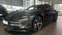 Grau Gebraucht 2023 Porsche Taycan Turbo S Cross Turismo Limousine | 121.800 € (Guter Preis)