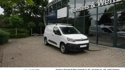 Gebraucht Citroën Berlingo 102 PS (75 kW) 2022 Weiß Van / Kleinbus