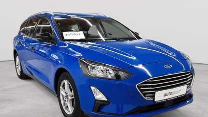 Gebraucht Ford Focus Cool & Connect 120 PS (88 kW) 2021 Verkehrsblau ral 5017 Kombi
