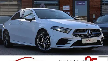 Gebraucht Mercedes A180 AMG line 116 PS (85 kW) 2020 Polarweiss unilack Limousine