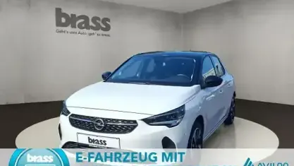 Gebraucht Opel Corsa-e Elegance 100 kW (136 PS) 2022 Jade weiss / arktis weiss Kleinwagen