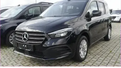Gebraucht Mercedes T180 Progressive 116 PS (85 kW) 2024 Schwarz Van / Kleinbus