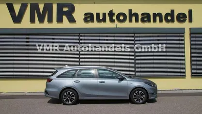 Silber Neu 2025 Kia Ceed Sportswagon Kombi | 23.950 € (Superpreis)