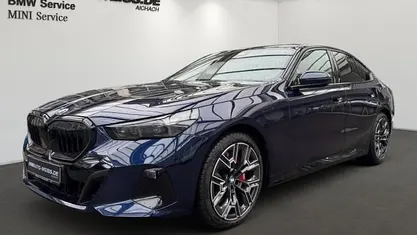 Blau Gebraucht 2025 BMW 540 M Sport Limousine | 69.900 € (Superpreis)