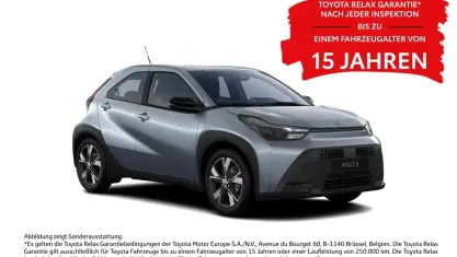 Neu Toyota Aygo X Active 116 PS (85 kW) 2026 Grau SUV