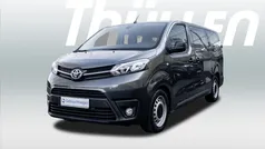 Grau Gebraucht 2023 Toyota Proace Verso Kombi | 28.980 € (Superpreis)