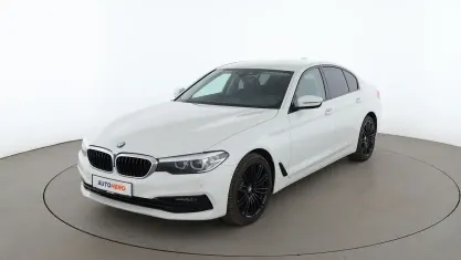 Gebraucht BMW 520 Sport Line 190 PS (139 kW) 2019 Weiß Limousine