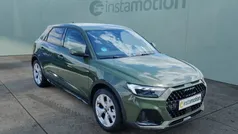 Grün Gebraucht 2024 Audi A1 Sport Kleinwagen | 28.290 € (Fairer Preis)