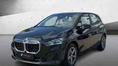 Schwarz Gebraucht 2024 BMW 218 Active Tourer Van / Kleinbus | 31.400 € (Superpreis)