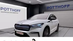 Weiss Gebraucht 2024 Skoda Enyaq iV SportLine SUV | 48.377 € (Fairer Preis)