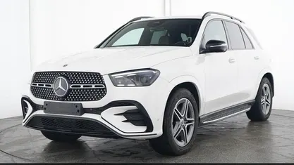 Gebraucht Mercedes GLE300 AMG 269 PS (197 kW) 2024 Weiß SUV