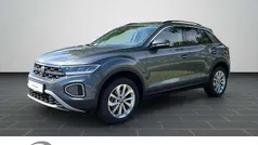 Gebraucht 2025 VW T-Roc Life SUV | 30.400 € (Guter Preis)