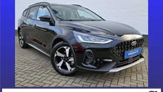 Obsidianschwarz metallic Neu 2025 Ford Focus Active X Kombi | 30.798 € (Fairer Preis)