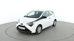 Weiß Gebraucht 2022 Toyota Aygo Business Edition Kleinwagen | 10.010 € (Superpreis)
