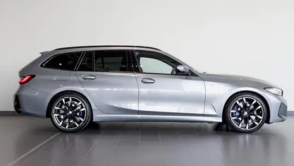 Gebraucht BMW 320 M Sport 184 PS (135 kW) 2025 Kombi