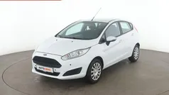 Weiß Gebraucht 2017 Ford Fiesta Trend Limousine | 9.310 € (Fairer Preis)