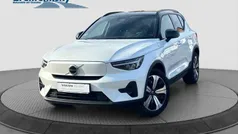 Crystal white (weiß) Gebraucht 2023 Volvo XC40 Core SUV | 31.440 € (Guter Preis)