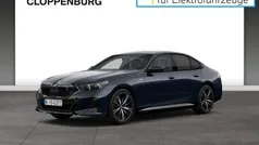 Schwarz Neu 2025 BMW i5 M Sport Limousine | 75.430 € (Fairer Preis)
