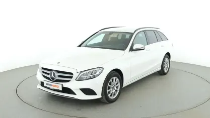 Gebraucht Mercedes C180 156 PS (114 kW) 2019 Weiß Kombi