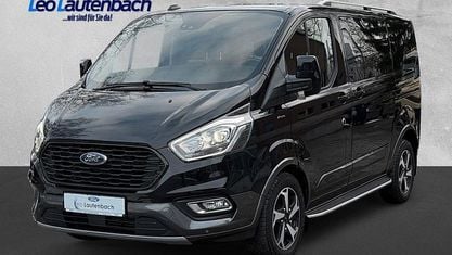Usado Ford Tourneo Custom Active 185 HP (136 kW) 2021 Preto Van