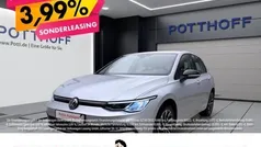 Gebraucht 2020 VW Golf VIII Life Limousine | 16.777 € (Fairer Preis)