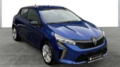 Blau Gebraucht 2024 Renault Clio V Evolution Limousine | 15.390 € (Guter Preis)