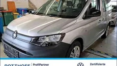 Silber Gebraucht 2021 VW Caddy Basis Van / Kleinbus | 24.922 € (Guter Preis)