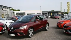 Rot (karminrot) Gebraucht 2017 Renault Scénic IV Life Van / Kleinbus | 12.190 € (Fairer Preis)