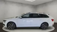 Moonweiß perleffekt Gebraucht 2023 Skoda Superb Style Kombi | 32.950 € (Fairer Preis)