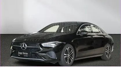 Gebraucht Mercedes CLA200 163 PS (119 kW) 2025 Unilack nachtschwarz Coupé