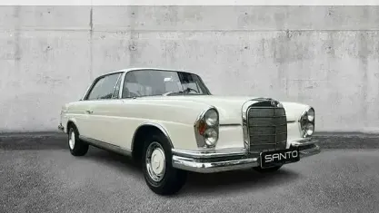 Używany Mercedes 220 SE 120 KM (88 kW) 1964 Biały Sedan/Limuzyna
