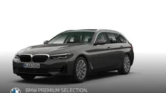 Grau Gebraucht 2021 BMW 520 Sport Line Kombi | 29.798 € (Fairer Preis)