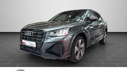Daytonagrau perleffekt (metallic) Neu 2025 Audi Q2 Ambiente SUV | 33.900 € (Guter Preis)