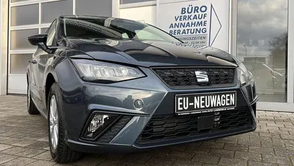 Grau Neu 2025 Seat Ibiza Reference Limousine | 17.690 € (Guter Preis)
