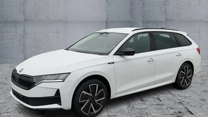 Weiß Neu 2025 Skoda Octavia SportLine Kombi | 31.270 € (Guter Preis)