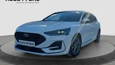 Weiß Gebraucht 2024 Ford Focus ST-Line X Limousine | 26.130 € (Guter Preis)