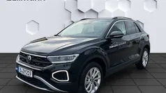 Schwarz Gebraucht 2024 VW T-Roc Life SUV | 29.990 € (Guter Preis)