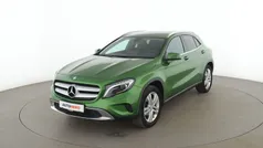 Grün Gebraucht 2017 Mercedes GLA180 Urban SUV | 20.120 € (Fairer Preis)