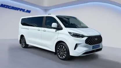 Neu Ford Tourneo Titanium X 170 PS (125 kW) 2026 Frozen white uni Van / Kleinbus