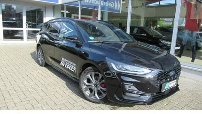 Second-hand Ford Focus ST-Line 125 CP (91 kW) 2023 Negru Break