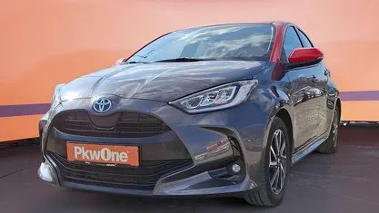 Gebraucht Toyota Yaris Hybrid 92 PS (67 kW) 2021 Kleinwagen