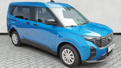 Neu Ford Tourneo Courier Trend 125 PS (91 kW) 2026 Digital aqua blue metallic Van / Kleinbus
