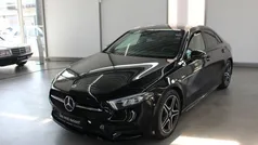 Schwarz , nachtschwarz Gebraucht 2020 Mercedes A180 AMG Limousine | 27.890 € (Fairer Preis)